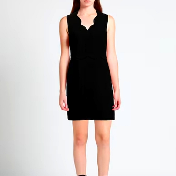 Ted Baker London Dresses & Skirts - Ted Baker London little black cocktail dress